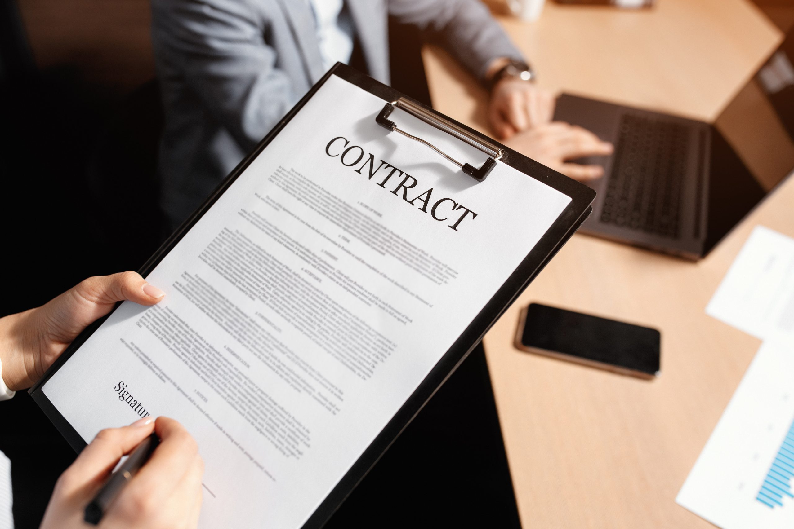 How Clear Contracts Reduce Staff Disputes: Simple Steps for Employers